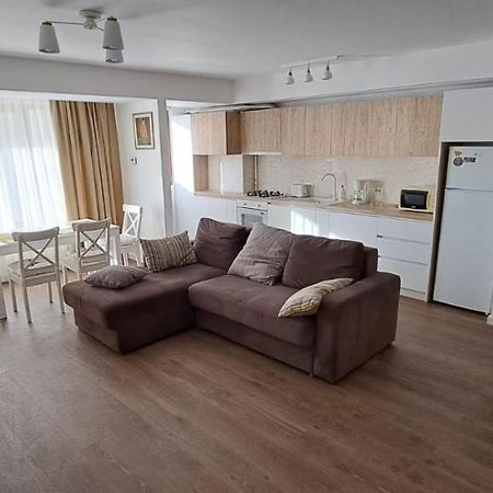 C&Y Zev Apartments Мамая Екстериор снимка