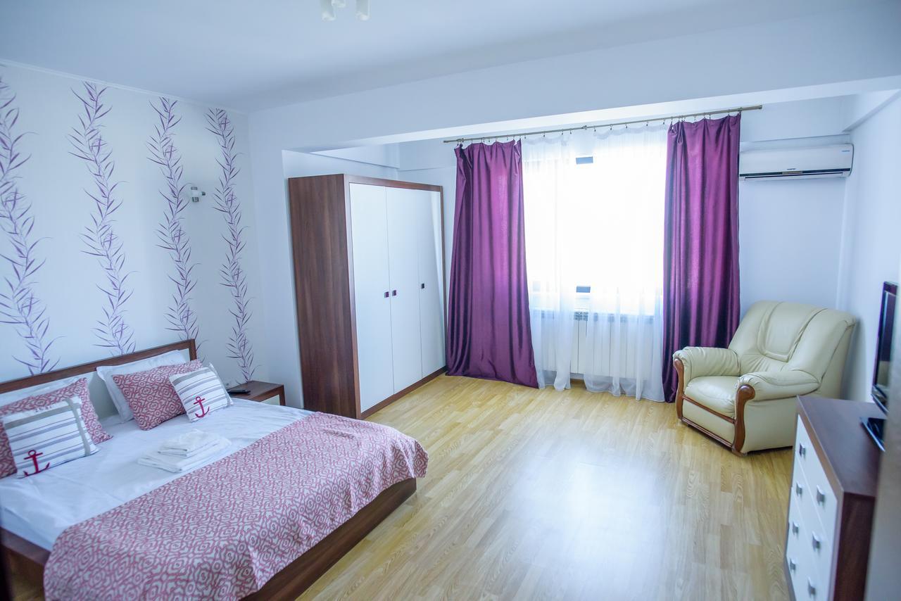 C&Y Zev Apartments Мамая Екстериор снимка