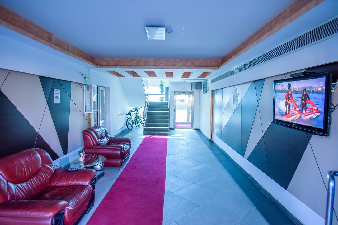 C&Y Zev Apartments Мамая Екстериор снимка